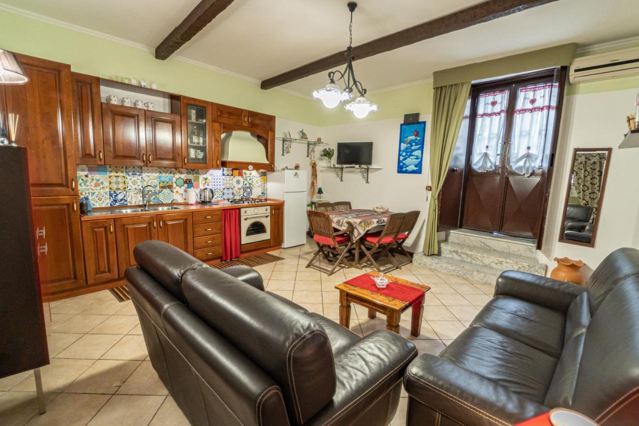 Apartamento Casarella Chiara Nápoles Exterior foto